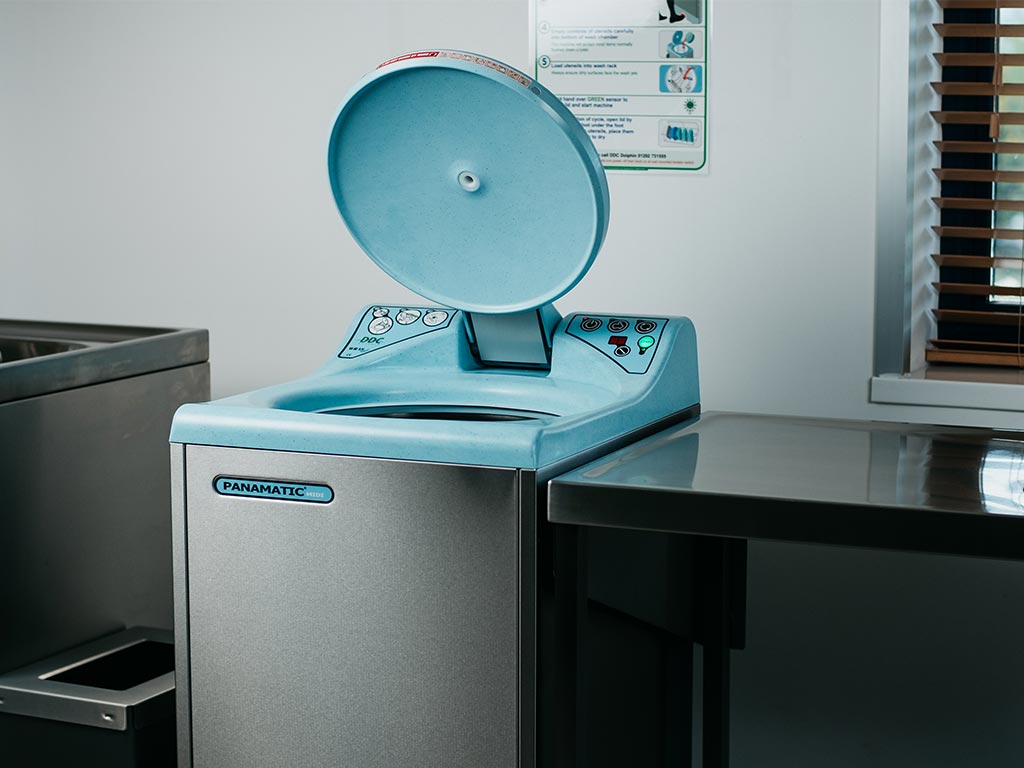 DDC Dolphin Panamatic Midi Bedpan Washer Disinfector Lid Open